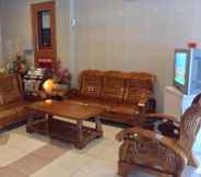 Lobby 4 Pantai Inn