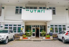 外観 3 OYO Collection O 1452 Hotel Utari