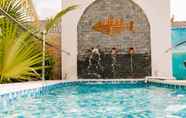 Hồ bơi 4 Palm Hill Resort Phu Quoc