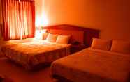 Bedroom 2 Hoang Long Hotel Da Nang
