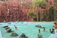 สระว่ายน้ำ Thanh Lam Resort