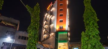 Bangunan 3 Front One Hotel Jayapura