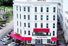 외관 1 Million Hotel