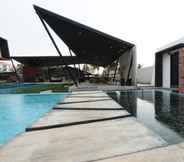 Swimming Pool 7 Villa Lot 1638