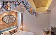 Kamar Tidur 6 Timez Modern Heritage Hotel