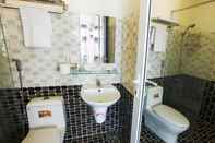 Toilet Kamar LaBoo Boutique Apartment Nha Trang