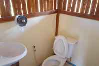 Toilet Kamar Chiangdao Country Retreat