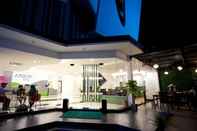 Lobi Arbor Biz Hotel Makassar