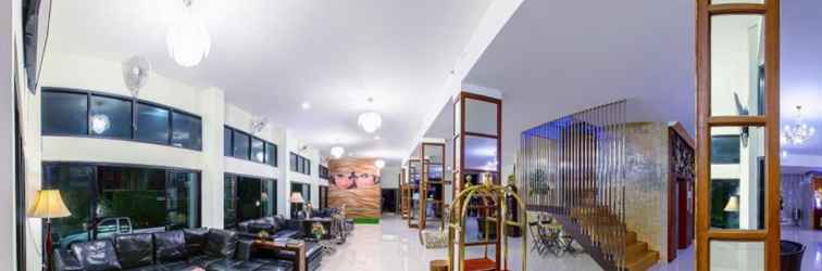 Lobi SOHO Boutique Hotel