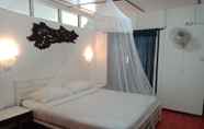 Kamar Tidur 6 Holiday Resort