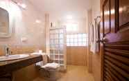 Toilet Kamar 6 Seahorse Residence