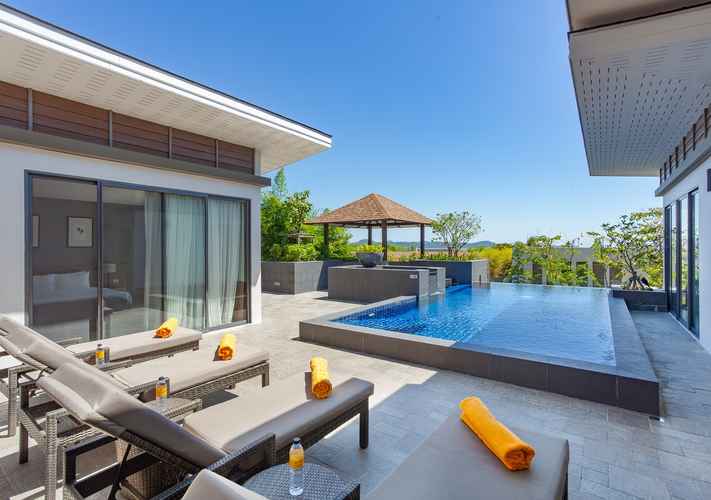 SWIMMING_POOL CASABAY Luxury Pool Villas by STAY