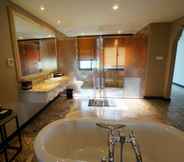Phòng tắm bên trong 6 Plumeria Private Villa