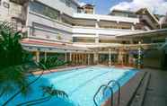 Swimming Pool 4 3-Star Mystery Hotel in Manila