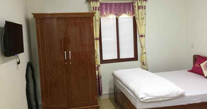 Bedroom Hoa Hong Hotel