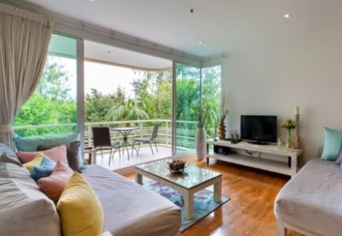 ล็อบบี้ Baan San Ploen Pool View Condo By Renvio (B5F3-532)