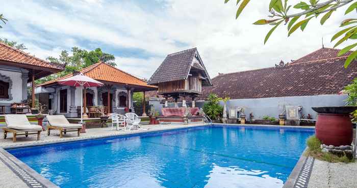 Swimming Pool Village Ramayana Kencana