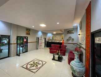 Sảnh chờ 2 Grand Bougenville Hotel Bengkulu