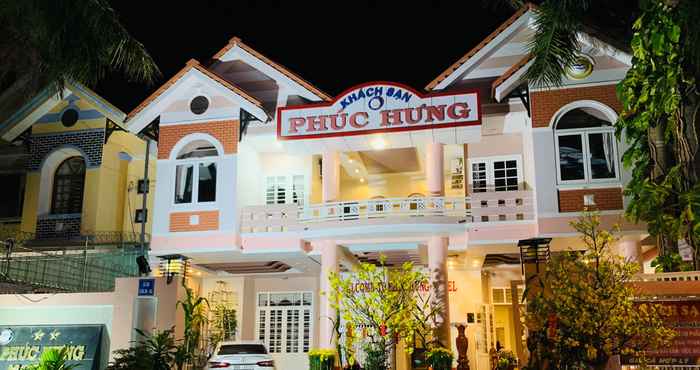 Exterior Phuc Hung Hotel 1