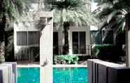 Swimming Pool 3 Karabuning Resort and Residence