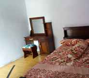 Bedroom 6 Homestay Dhilpratis at Pantai Balekambang 