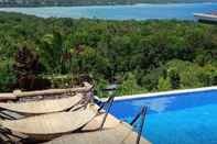 Kolam Renang Bohol Vantage Resort