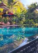 SWIMMING_POOL FERN RESORT