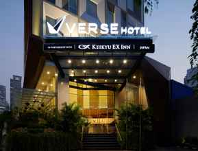 Luar Bangunan 4 Verse Luxe Hotel Wahid Hasyim