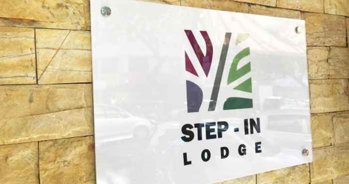 ภายนอกอาคาร Step-In Lodge