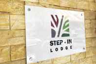 Bangunan Step-In Lodge