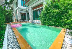 สระว่ายน้ำ 3 Royal Sammuk Villa