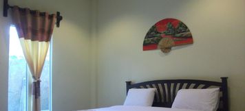 Bedroom 5 King Hotel