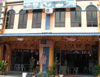 Bên ngoài 2 NKS Hotel