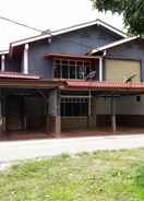 EXTERIOR_BUILDING Nur Muslim 1 Homestay @ Lorong Surau Kota