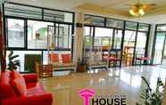 Lobby 2 T.House Mae Sot