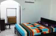 Bedroom 2 Nur Muslim 3 Homestay @ Lorong Surau Kota