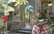 Lobi 4 Green Palm Homestay