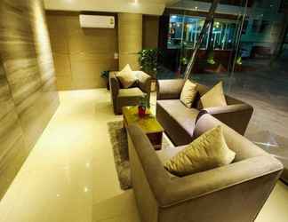 ล็อบบี้ 2 Patt Serviced Apartments