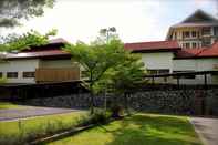 Bangunan J. Park Hotel and Serviced Apartment