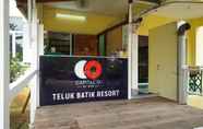 Lobi 4 OYO Home 89484 Teluk Batik Resort