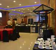 Restaurant 4 Puncak Budget Hotel