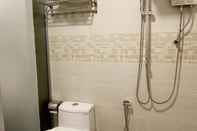 Toilet Kamar Kimal Hotel