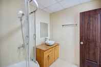 In-room Bathroom Handy Holiday Apartment Nha Trang