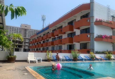 スイミングプール Jomtien Longstay Hotel