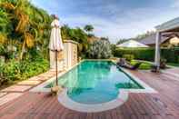 Swimming Pool POMMARD - 3 Bedrooms Villa by Jetta