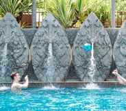 Kolam Renang 3 The Briza Beach Resort (SHA Plus+)