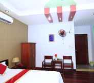 Bedroom 7 Truong Giang Hotel
