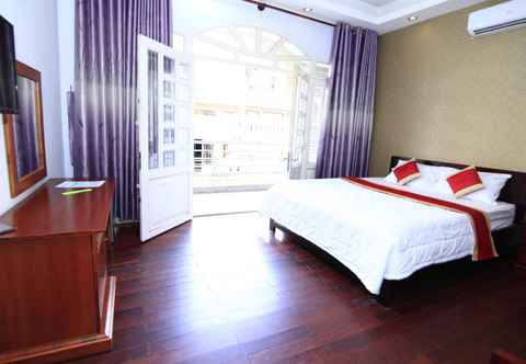 Bedroom Truong Giang Hotel