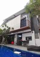 LOBBY Pattaya Pool Villa Modern Style