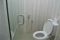 Toilet Kamar Tunjung Stay Legian